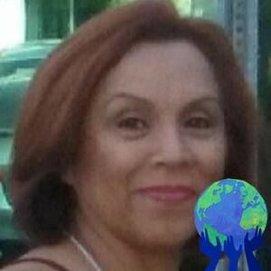 Meet your Posher, Lorie